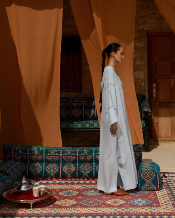 ⁦جلابية زرقاء⁩ - الصورة ⁦4⁩